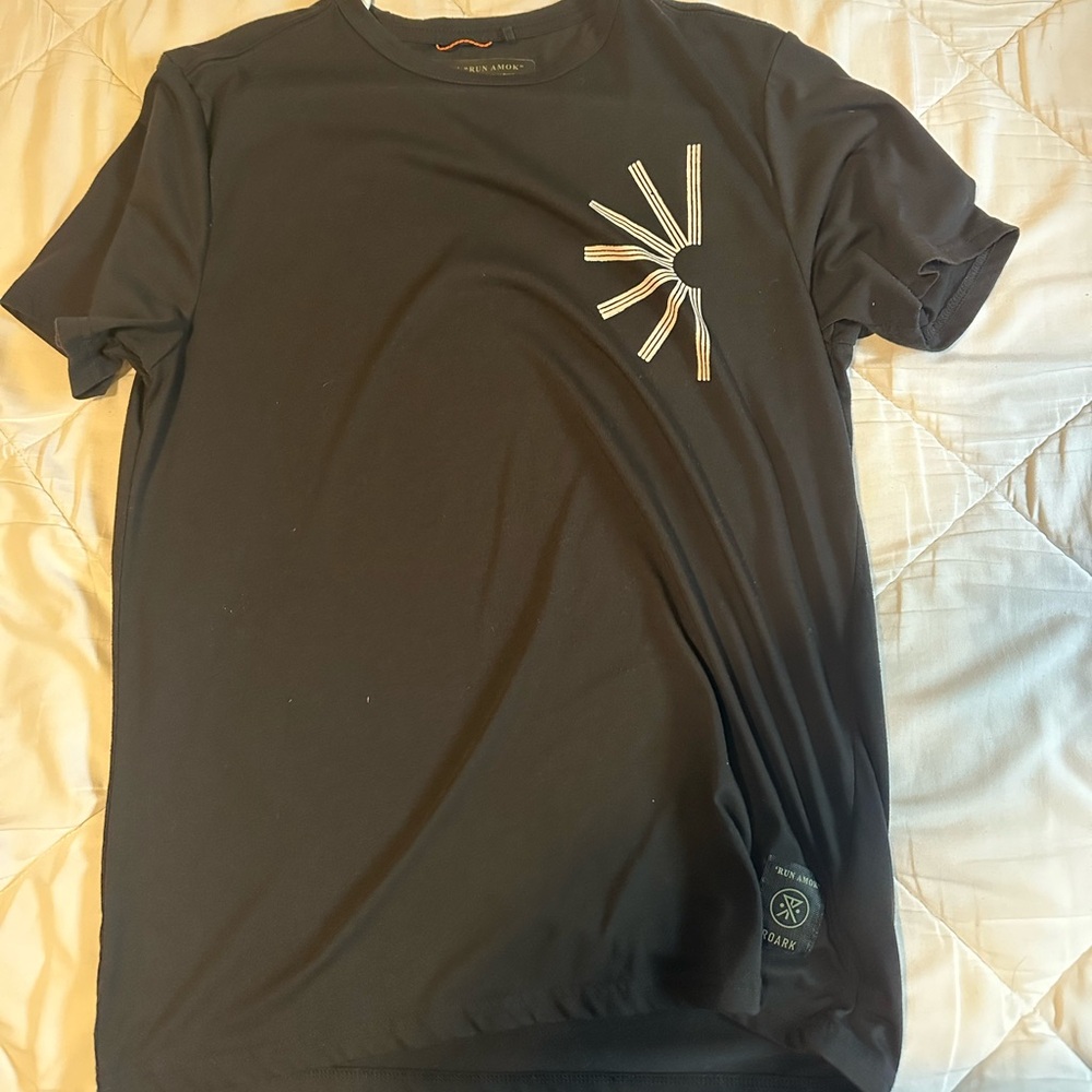 Roark Black Short Sleeve Tee with Cream Sunburst Detail